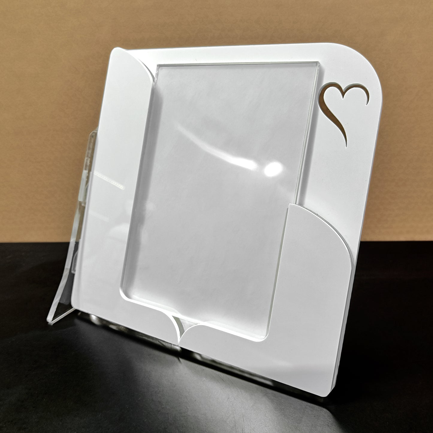 Plexiglass photo frame